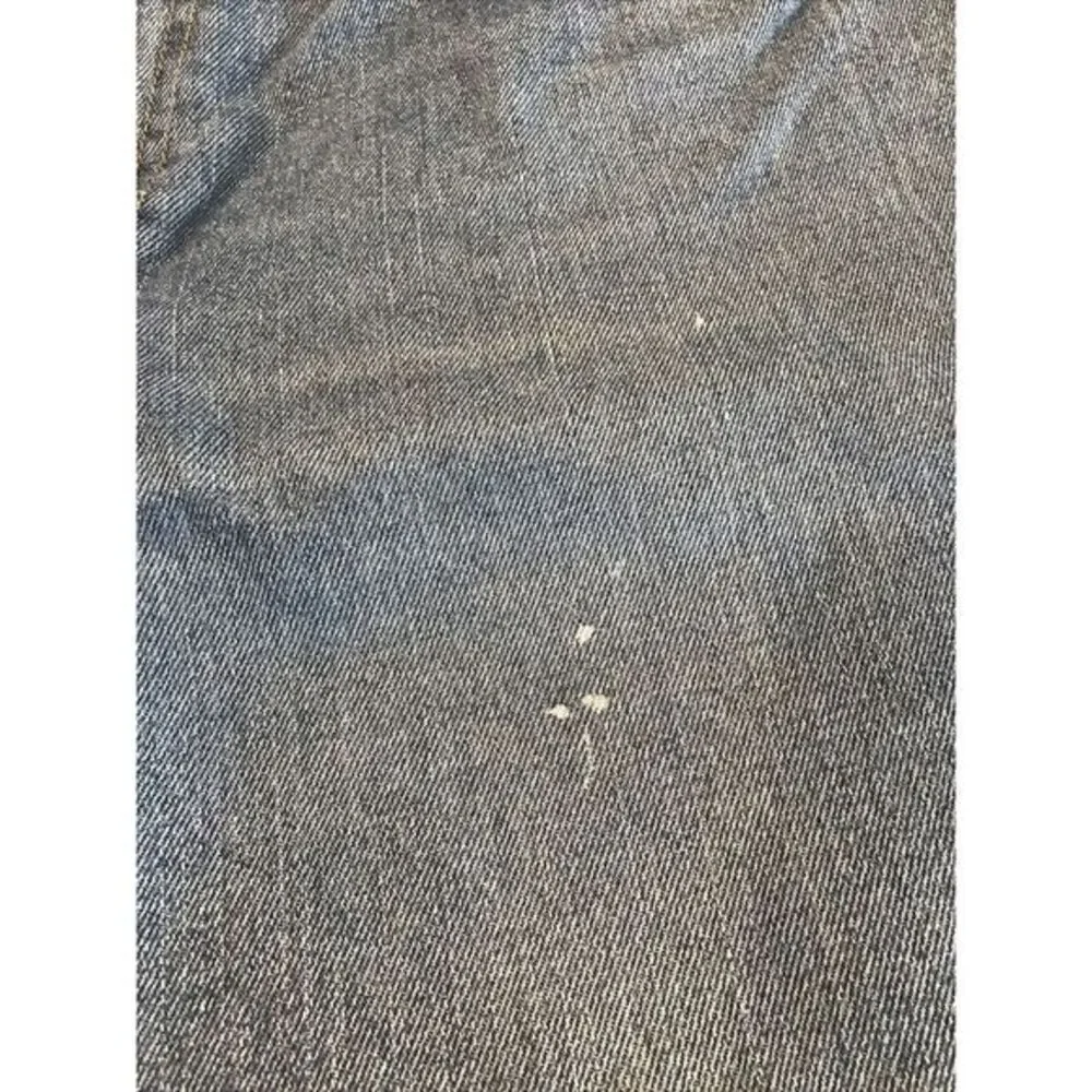 Vintage Levi's 560 Comfort Loose Fit 37x33 (tag 38x34) Distressed Tapered‎ Leg